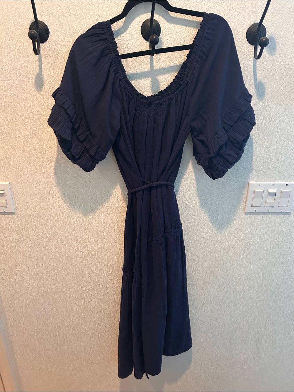 Apiece Apart Sandrine dress in
Navy size 4